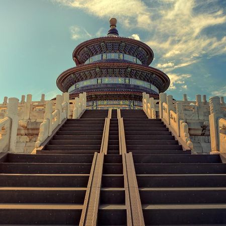 Nostalgia Hotel Beijing Guozijian Ghost Street - Near Beijing Lama Temple, Beihai Park, Jingshan Park, Drum Tower, Houhai Bar Street, Tian'Anmen Square, Located In Beijing Traditional Hutongs, 5 Minutes Away From Beixinqiao Metro Station Bagian luar foto