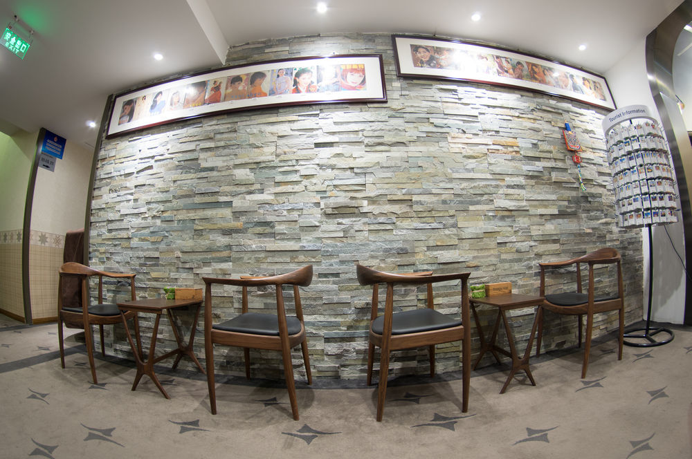 Nostalgia Hotel Beijing Guozijian Ghost Street - Near Beijing Lama Temple, Beihai Park, Jingshan Park, Drum Tower, Houhai Bar Street, Tian'Anmen Square, Located In Beijing Traditional Hutongs, 5 Minutes Away From Beixinqiao Metro Station Bagian luar foto